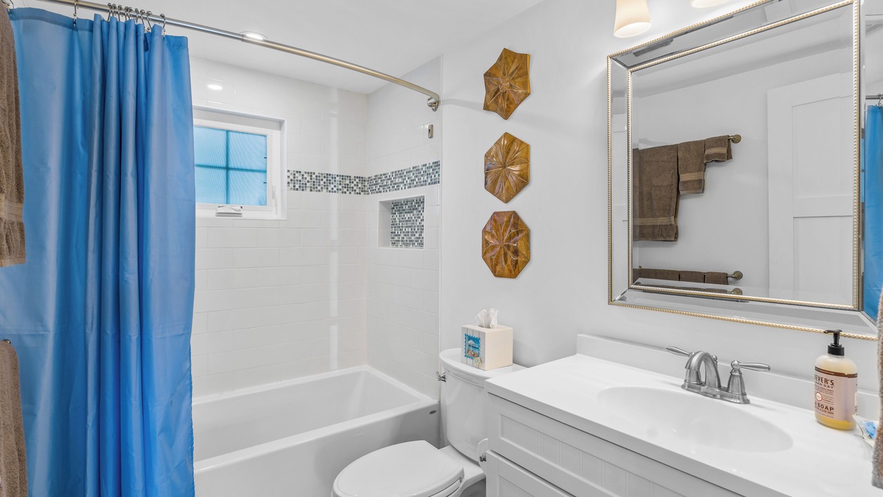 Photo of Bathroom in Popponesset