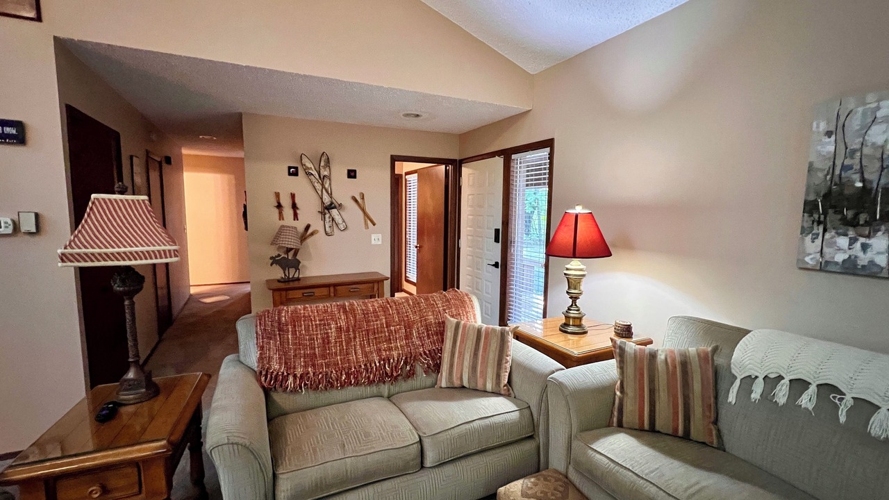 Photo of Livingroom in Elmira