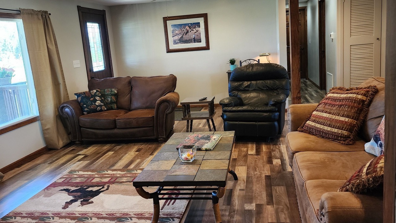 Photo of Livingroom in Fremont County