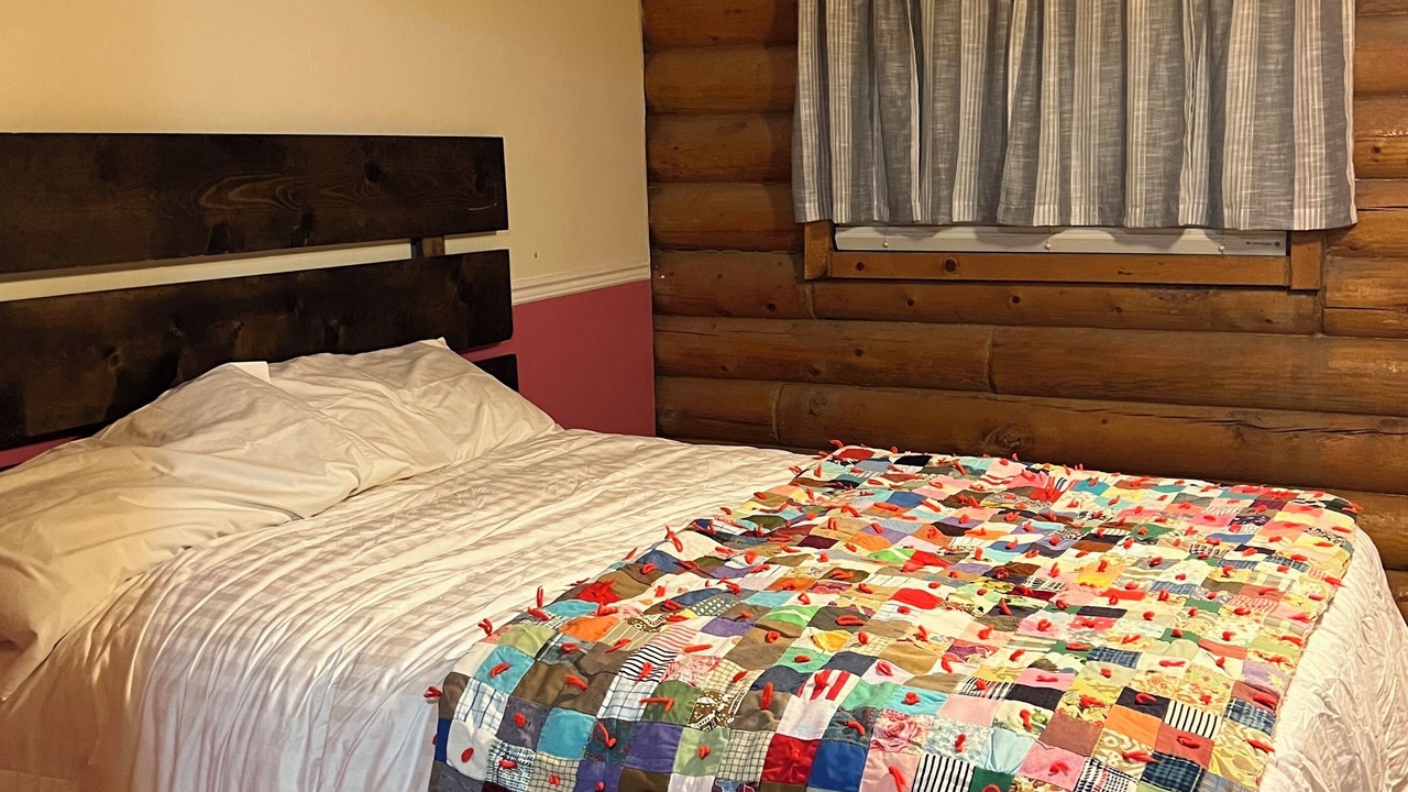 Photo of Bedroom in Moroni