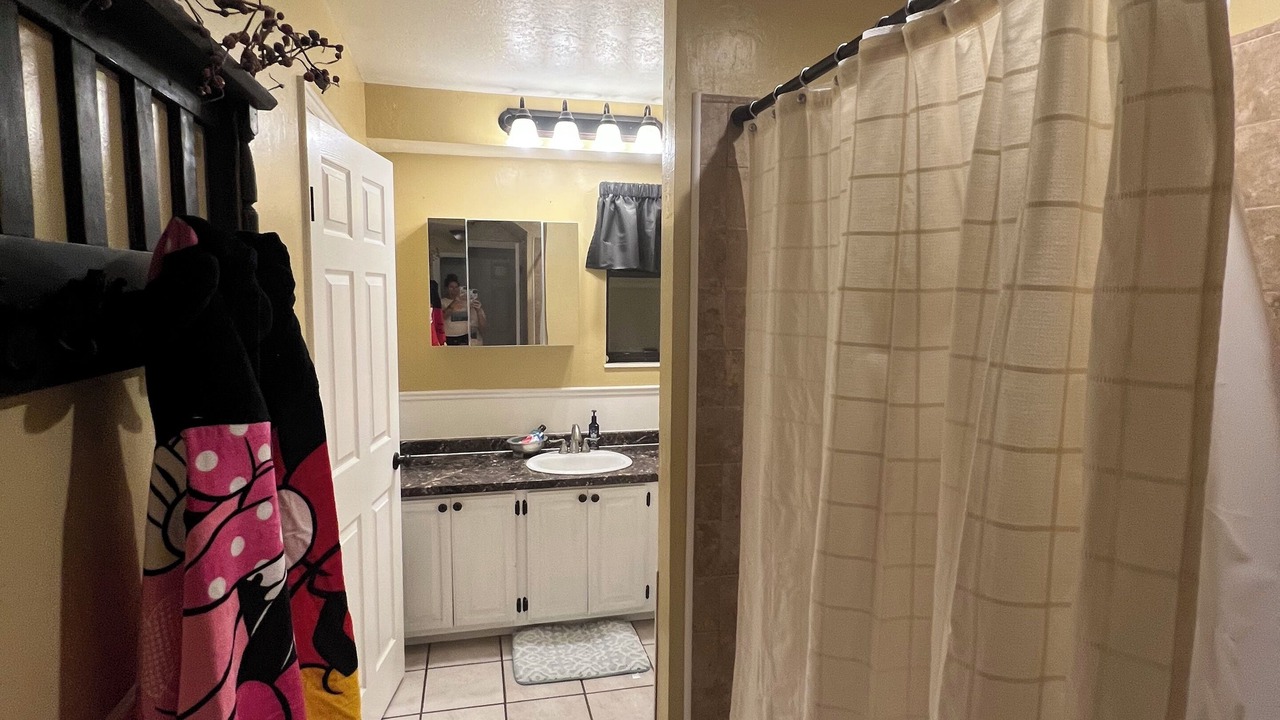 Photo of Bathroom in Moroni