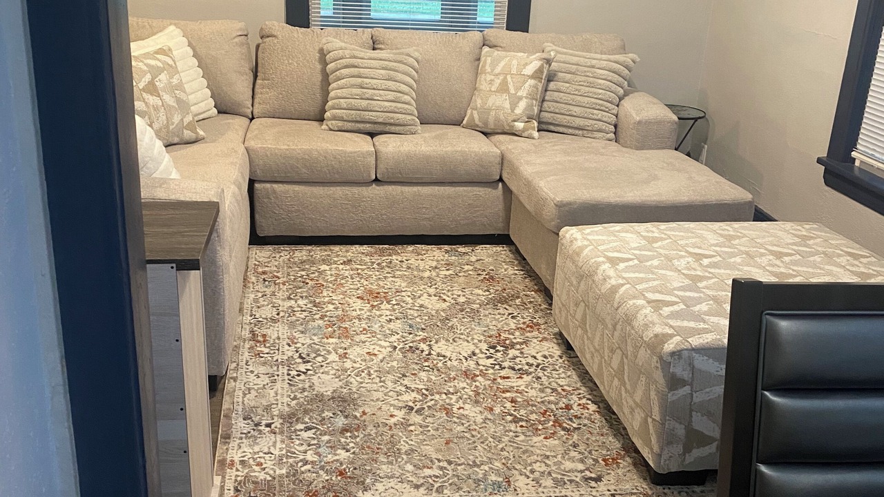Photo of Livingroom in Midway