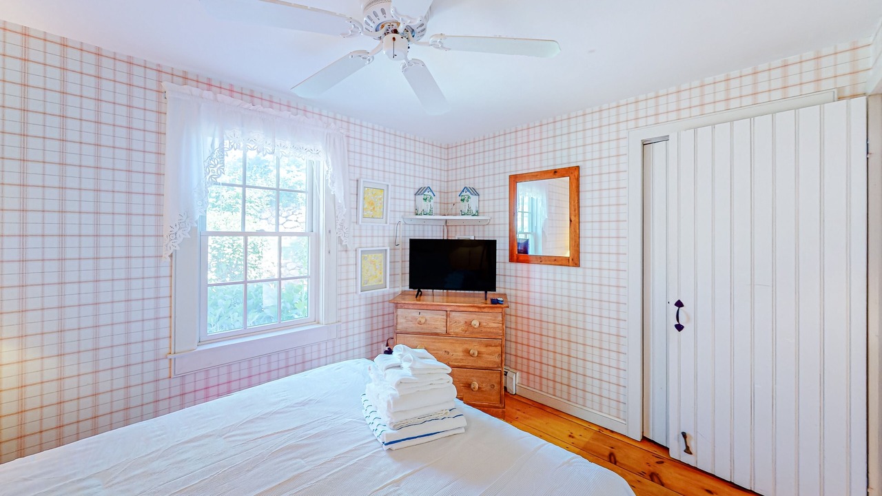 Photo of Bedroom in Mashpee