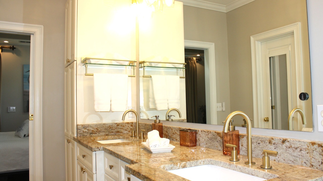 Photo of Bathroom in Chapin