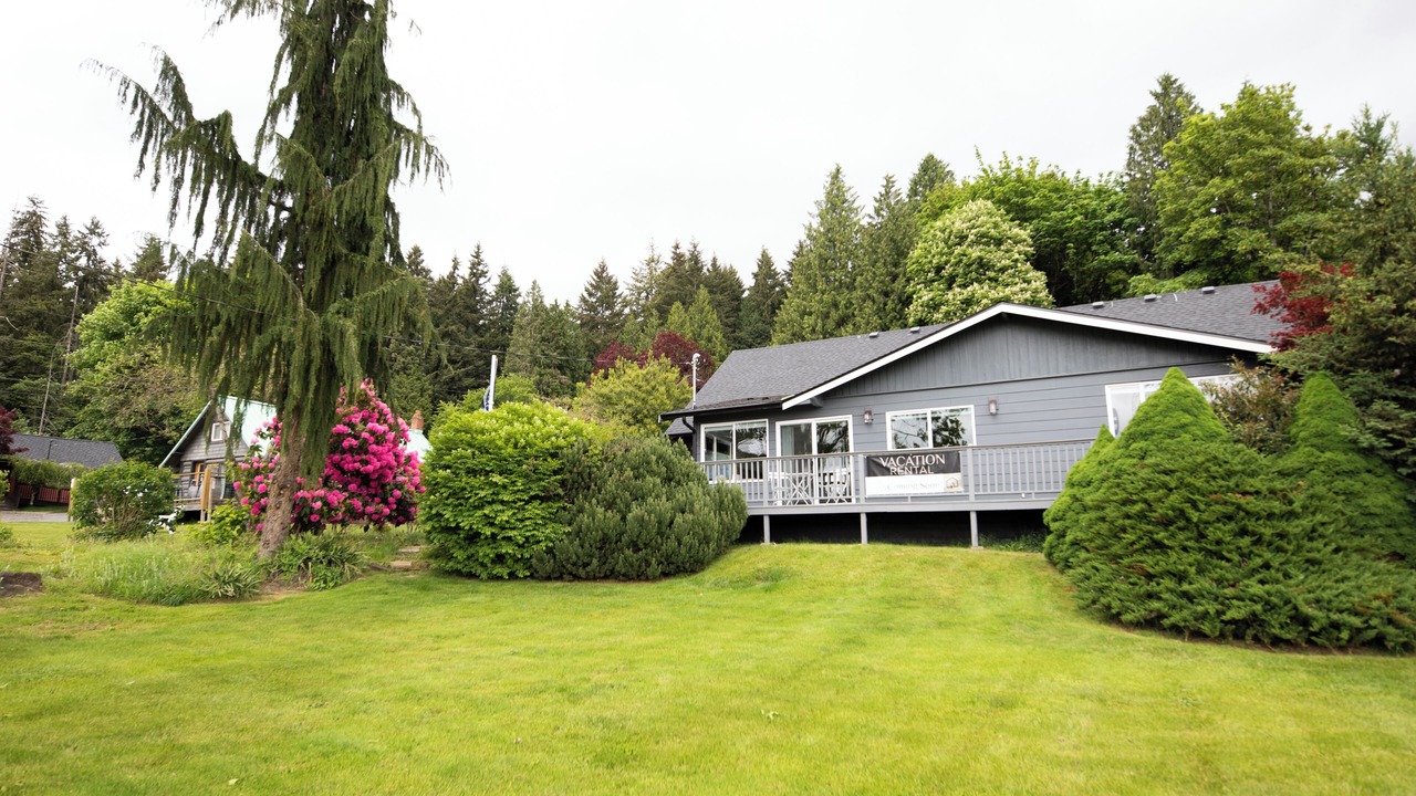 Photo of Outdoor in Cottage Lake