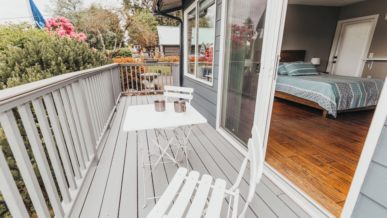 Photo of Outdoor in Cottage Lake