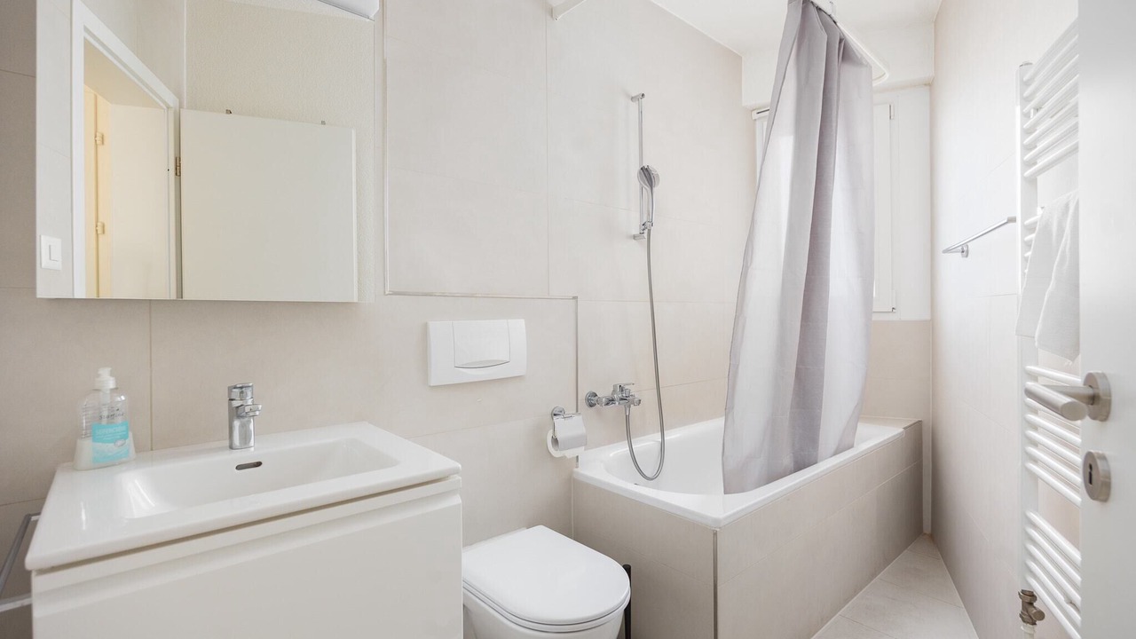 Photo of Bathroom in Oerlikon
