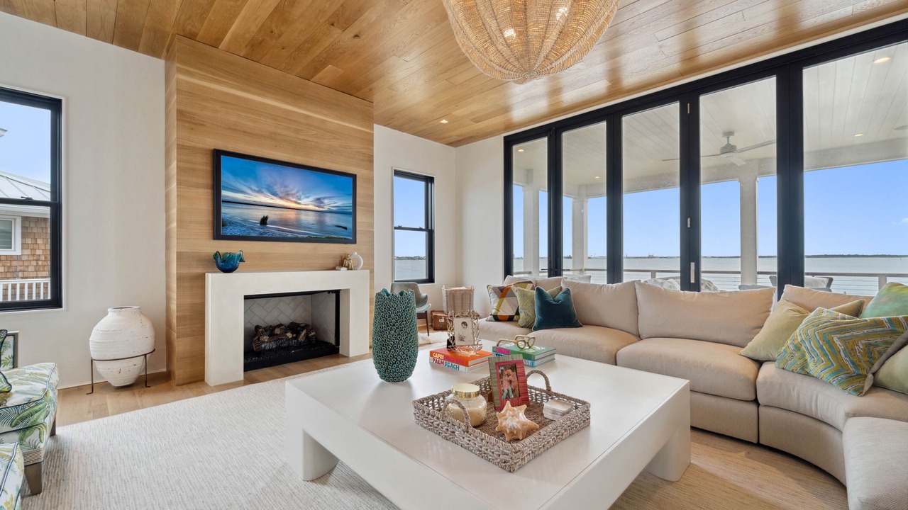 Photo of Livingroom in Atlantic Beach