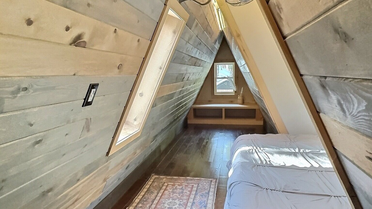 Photo of Bedroom in Evergreen