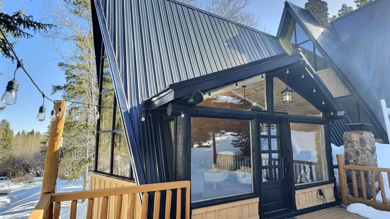 Photo of Patio Balcony in Evergreen