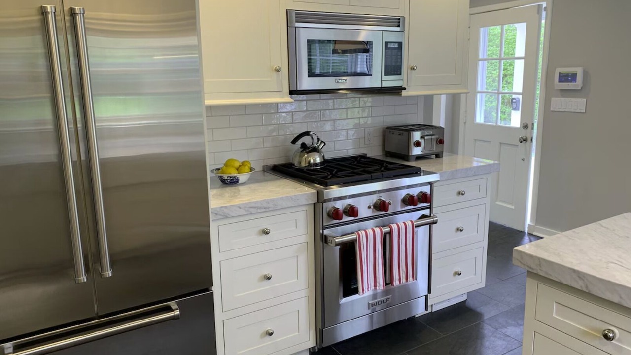 Photo of Kitchen in Village of Southampton