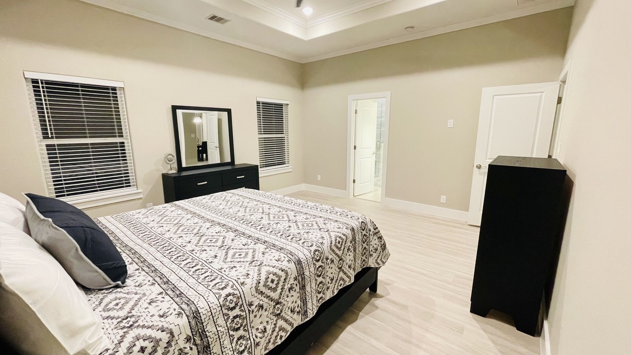 Photo of Bedroom in Kemah