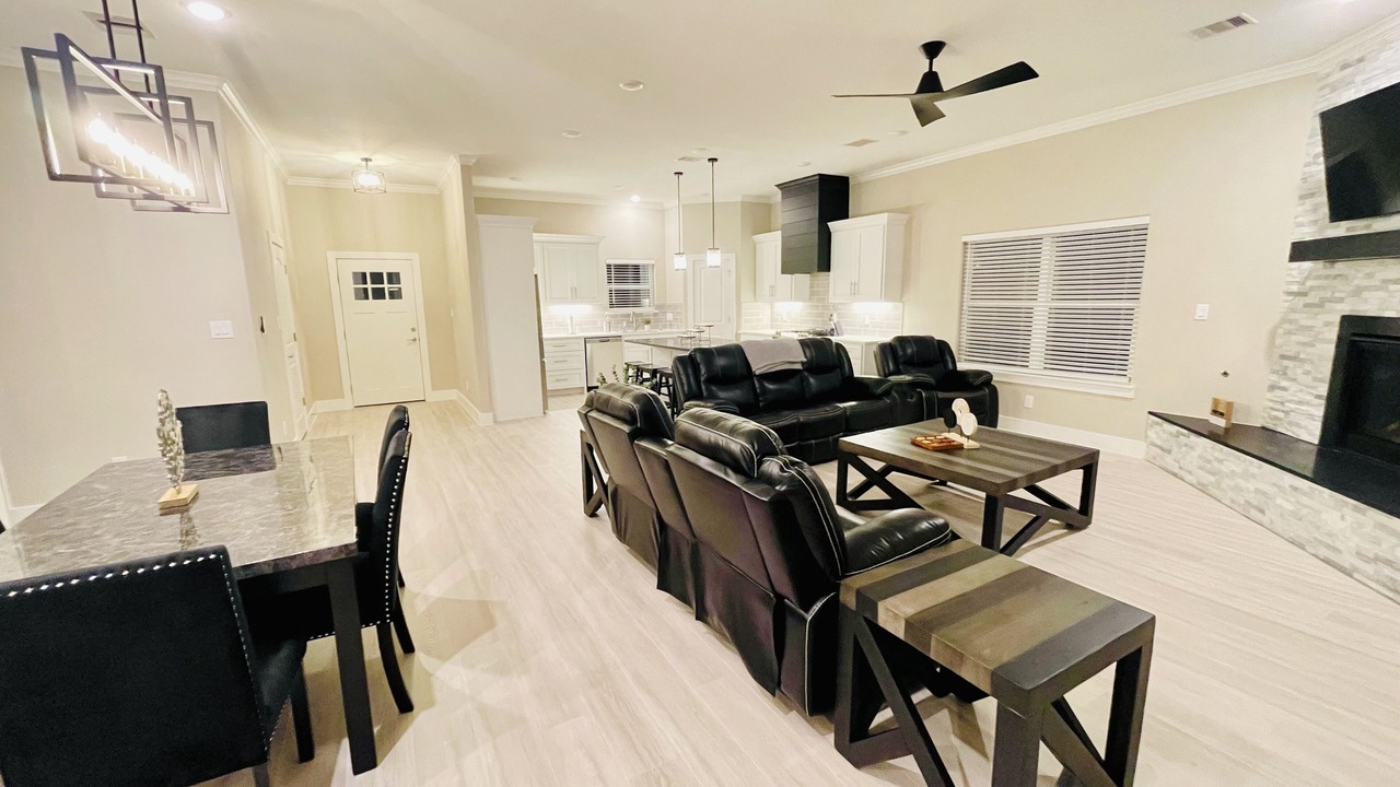 Photo of Livingroom in Kemah