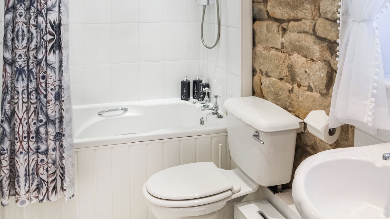 Photo of Bathroom in Hallington
