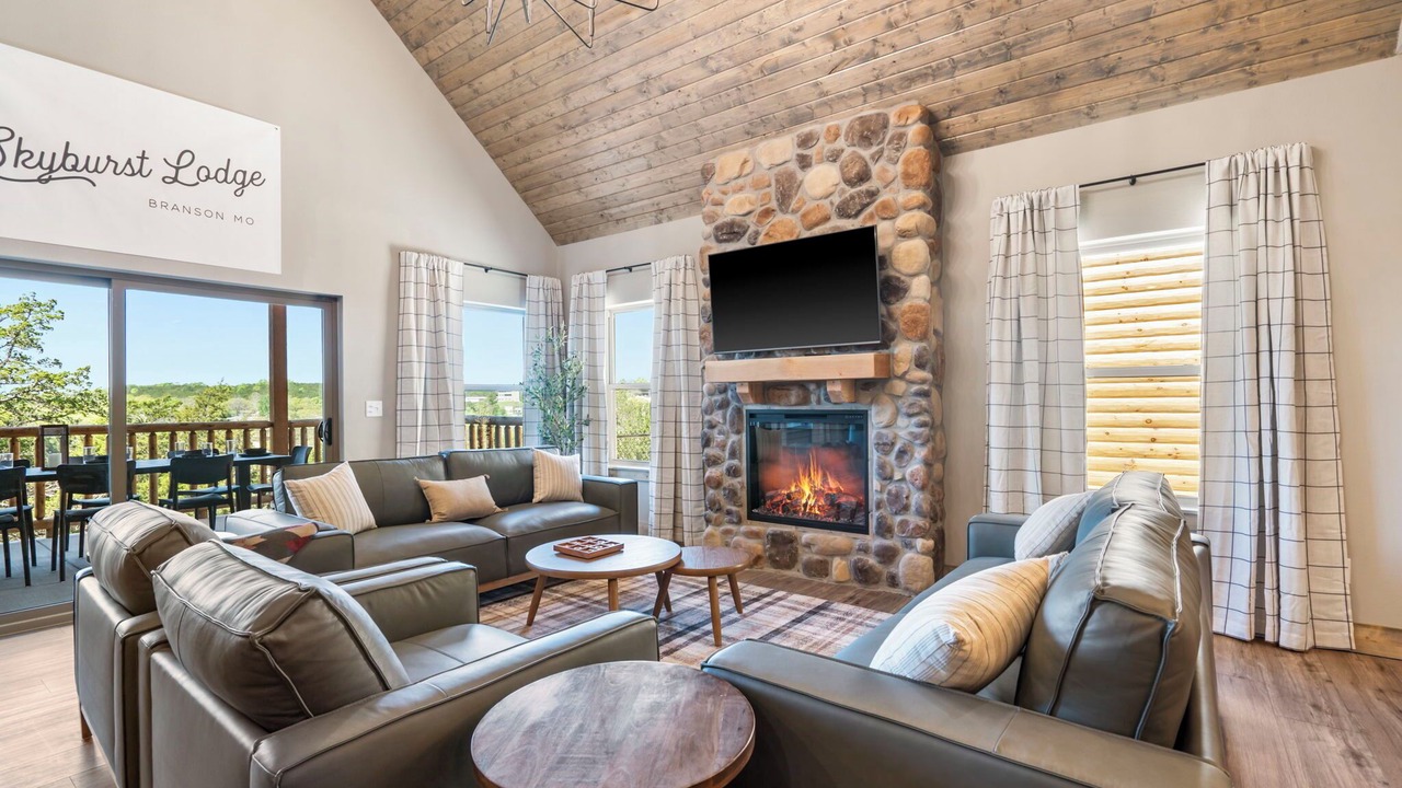 Photo of Livingroom in Table Rock