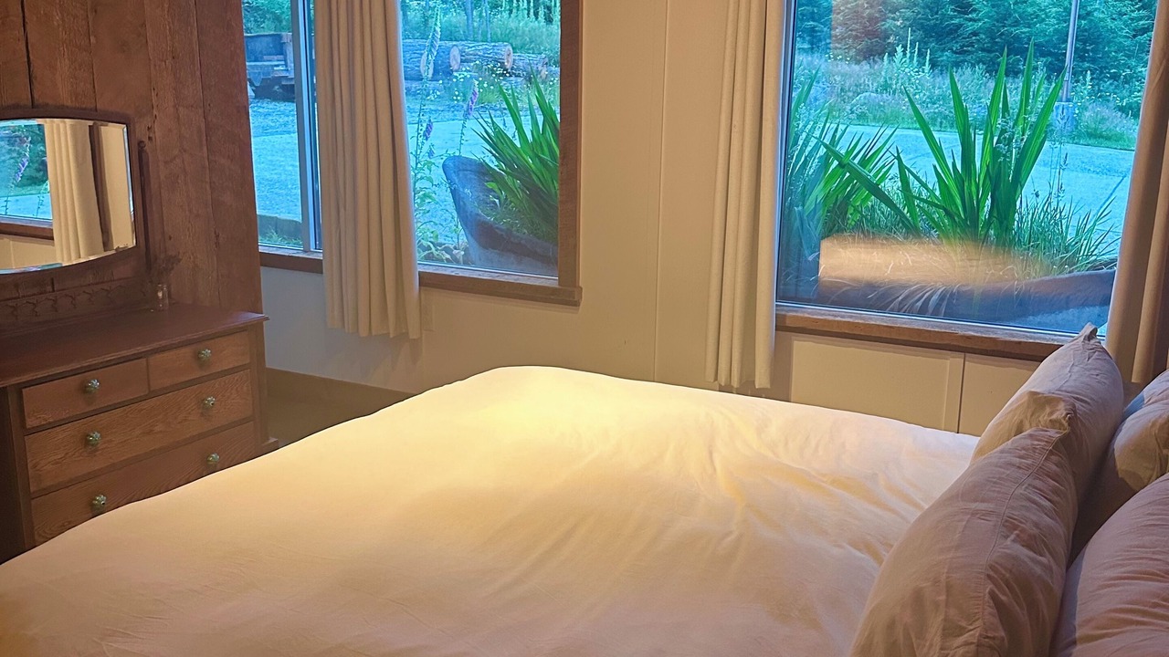 Photo of Bedroom in Mansons Landing