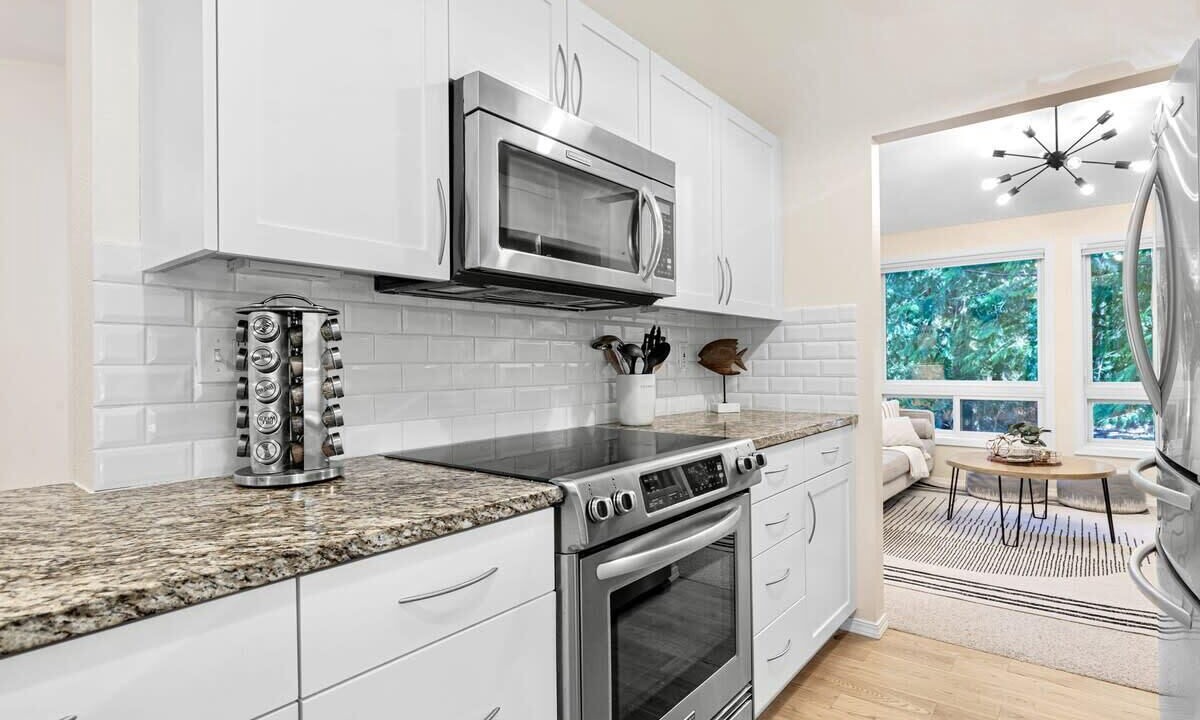 Photo of Kitchen in Viewpoint