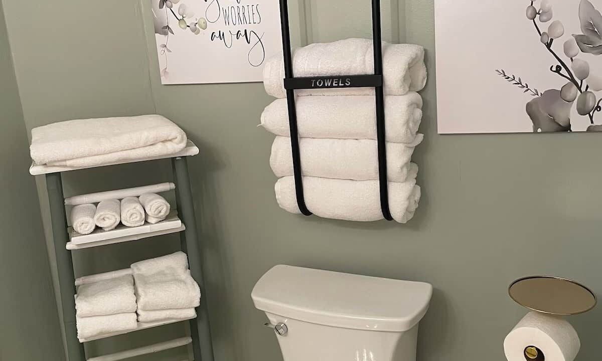 Photo of Bathroom in McEwen