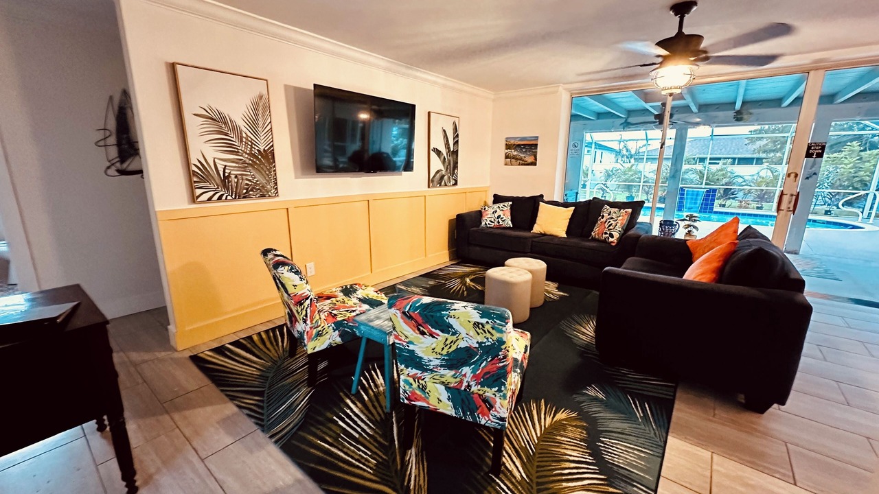 Photo of Bedroom in Yacht Club