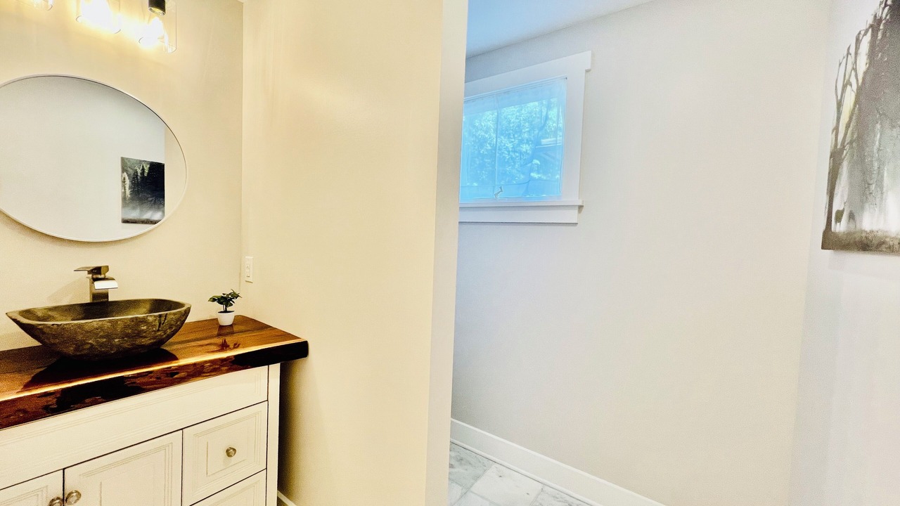 Photo of Bathroom in Naples