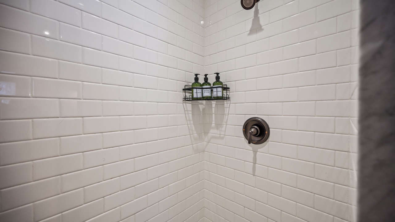 Photo of Bathroom in Dysart et al