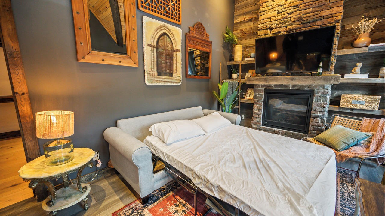 Photo of Livingroom in Dysart et al
