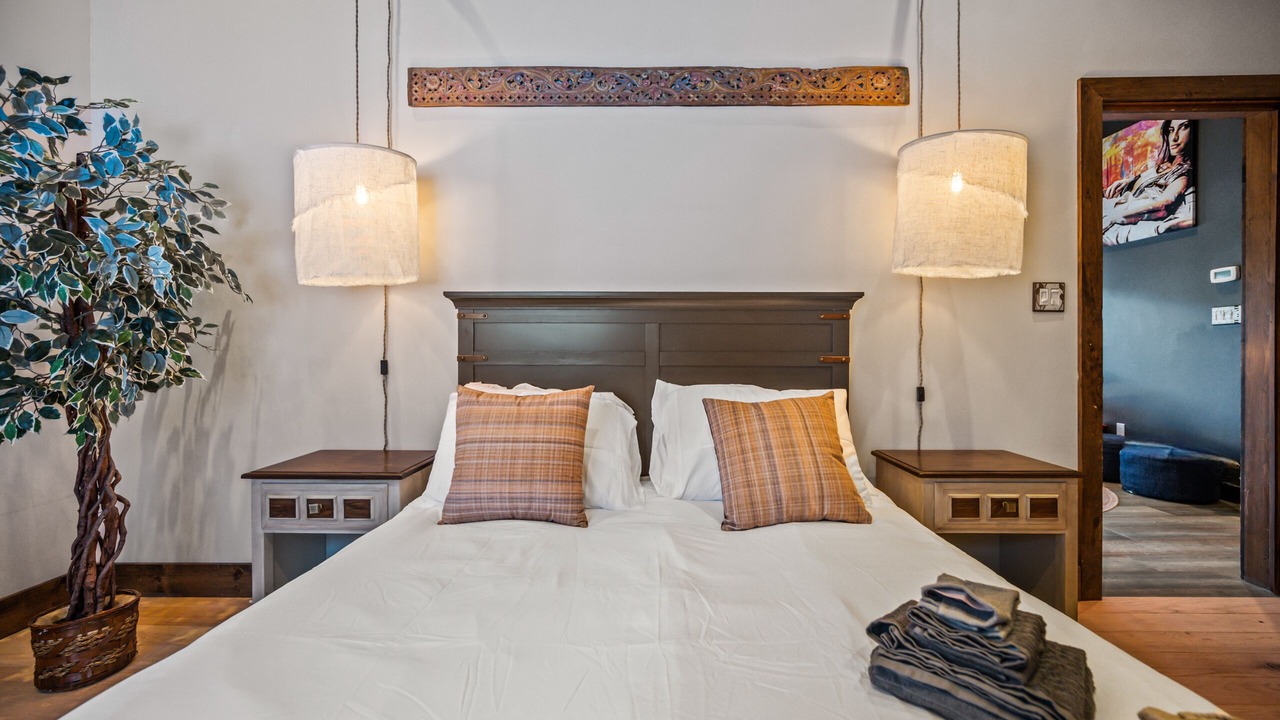 Photo of Bedroom in Dysart et al