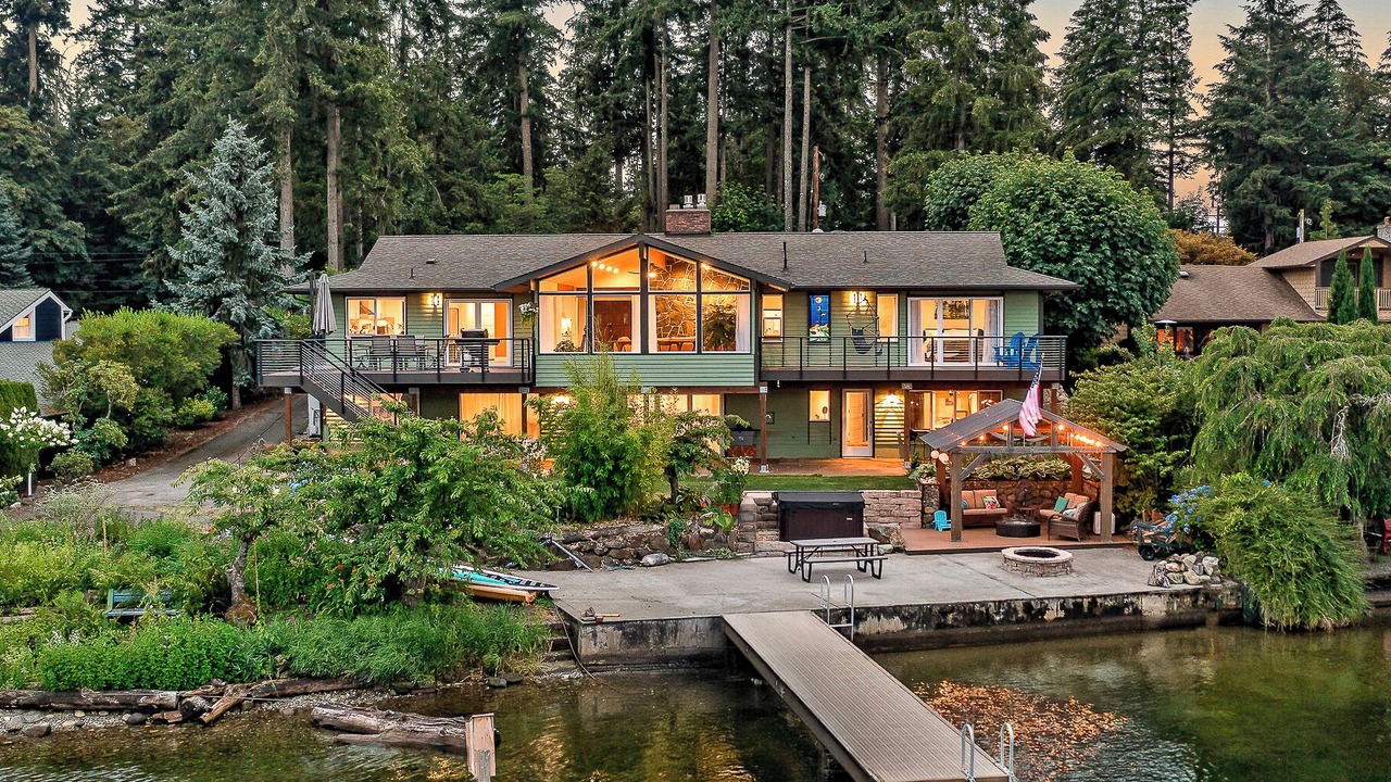 Photo of Outdoor in Lake Morton-Berrydale