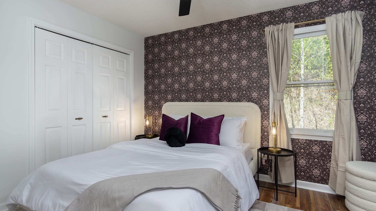 Photo of Bedroom in Weaverville