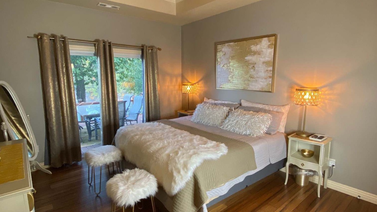Photo of Bedroom in Eureka Springs