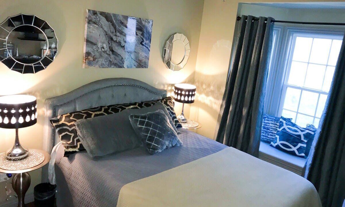 Photo of Bedroom in Eureka Springs