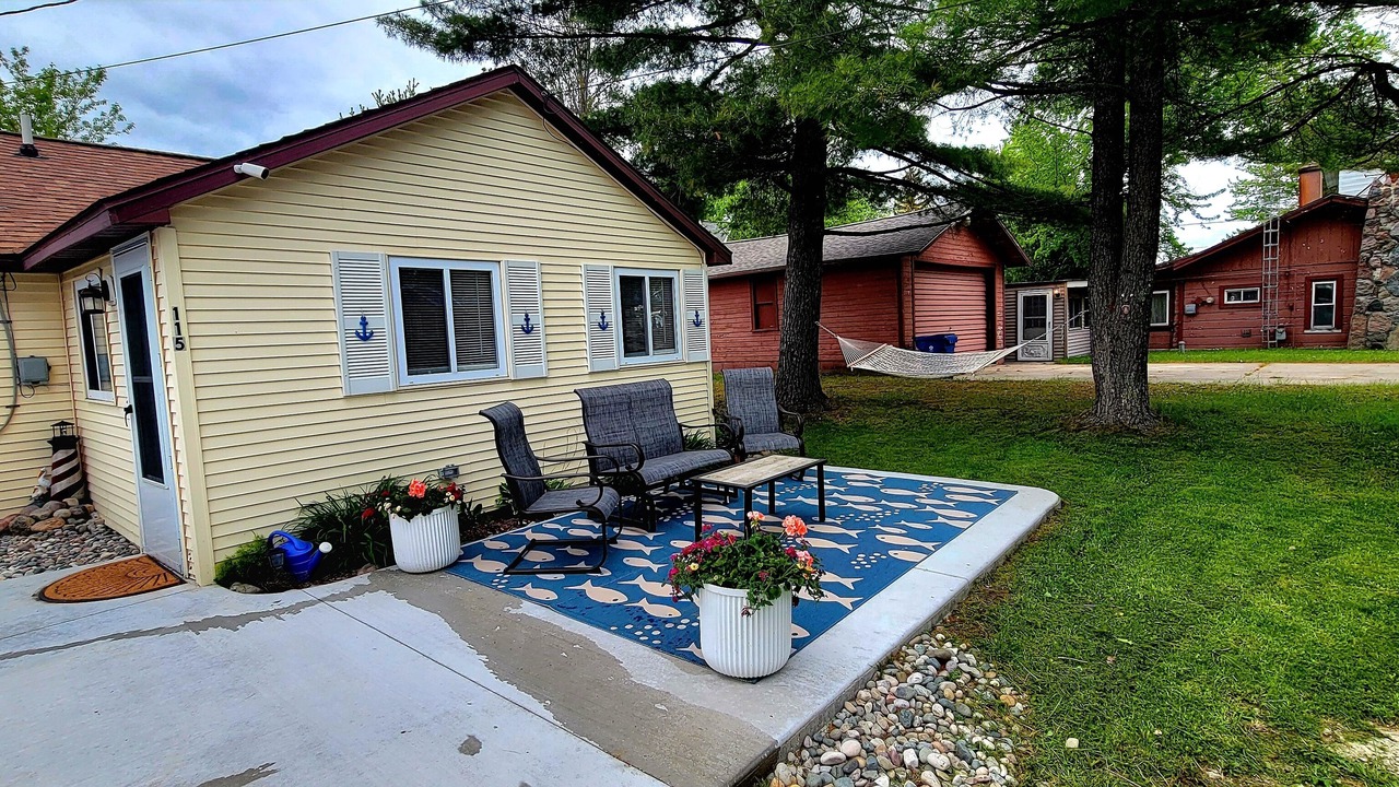 Photo of Outdoor in Houghton Lake