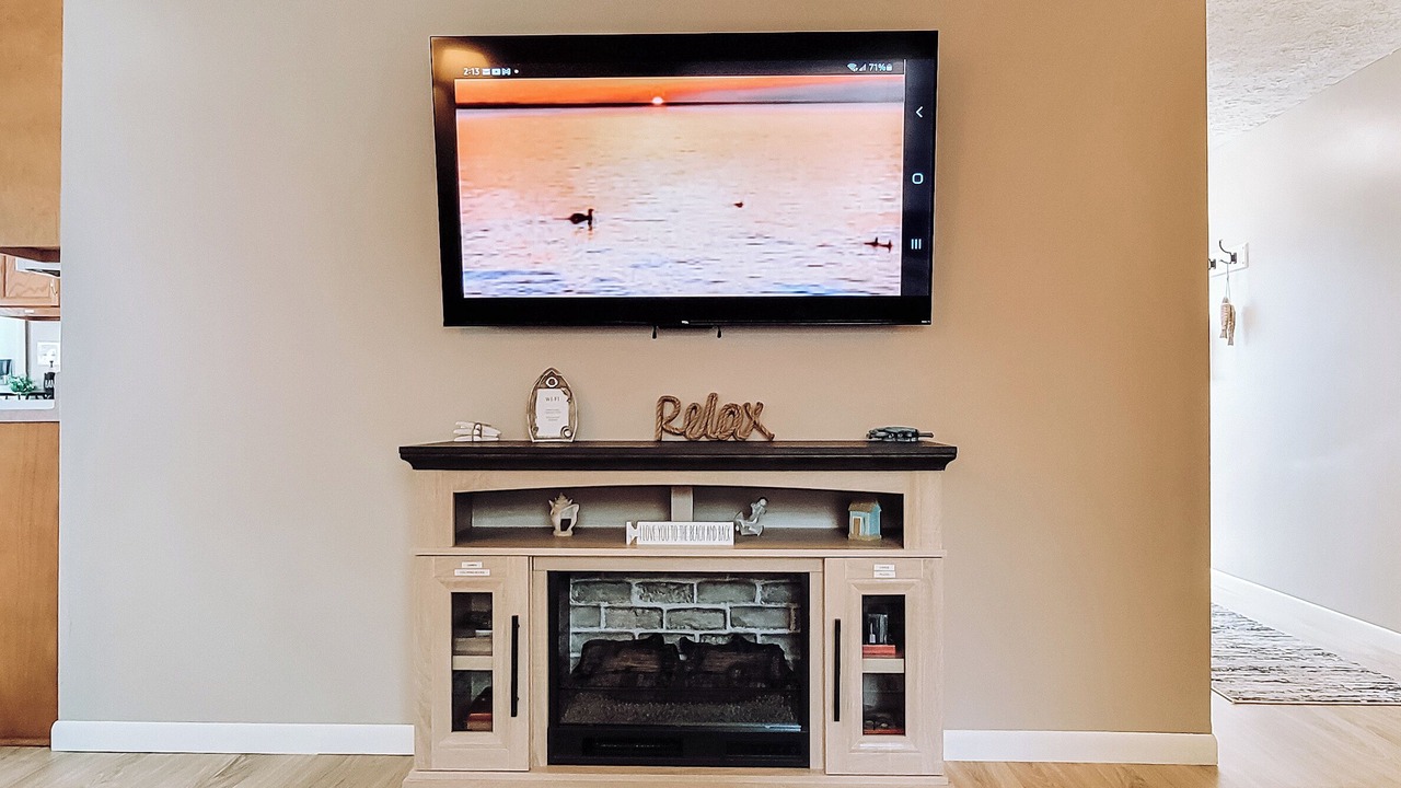Photo of Livingroom in Houghton Lake