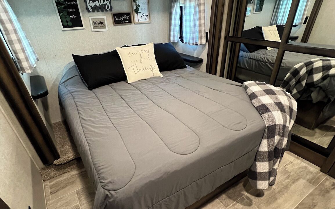Photo of Bedroom in Keosauqua