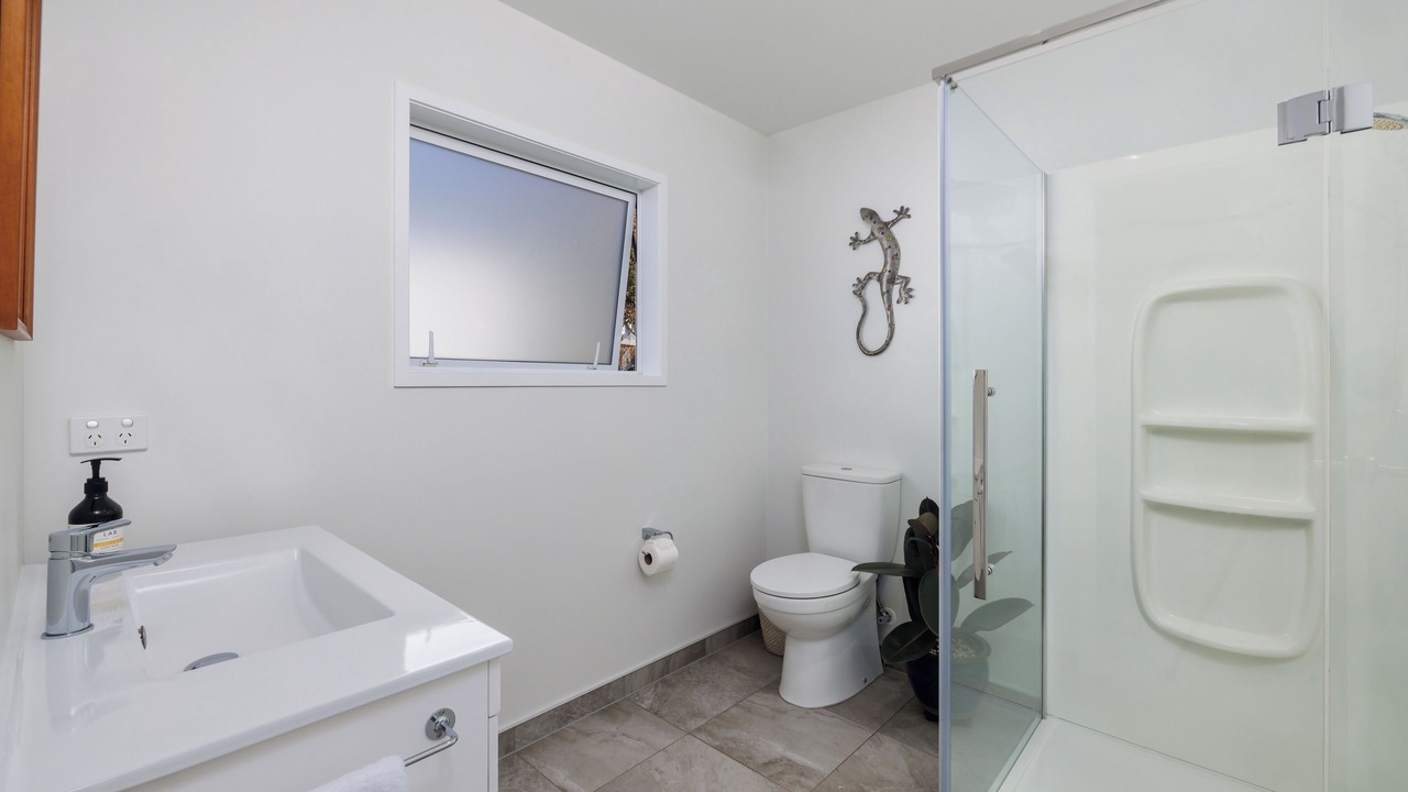 Photo of Bathroom in Paihia