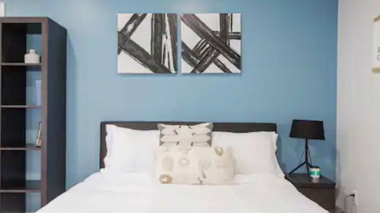 Photo of Bedroom in Valley Village