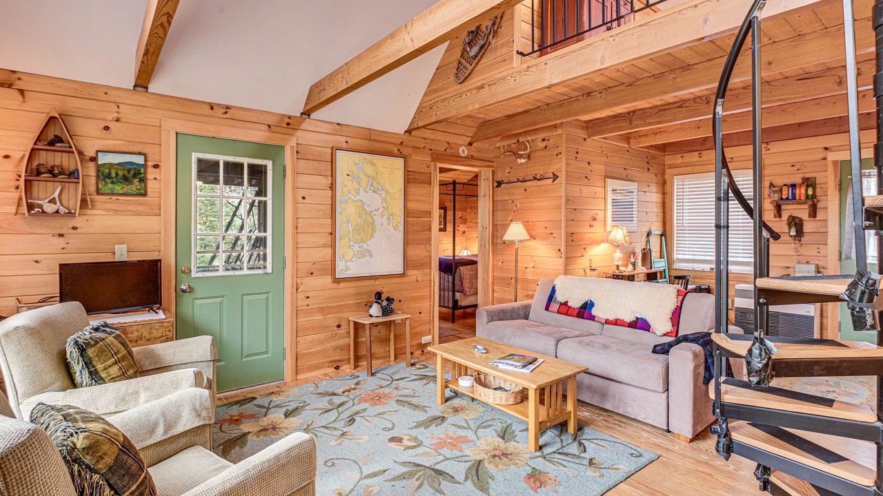 Photo of Bedroom in Lamoine