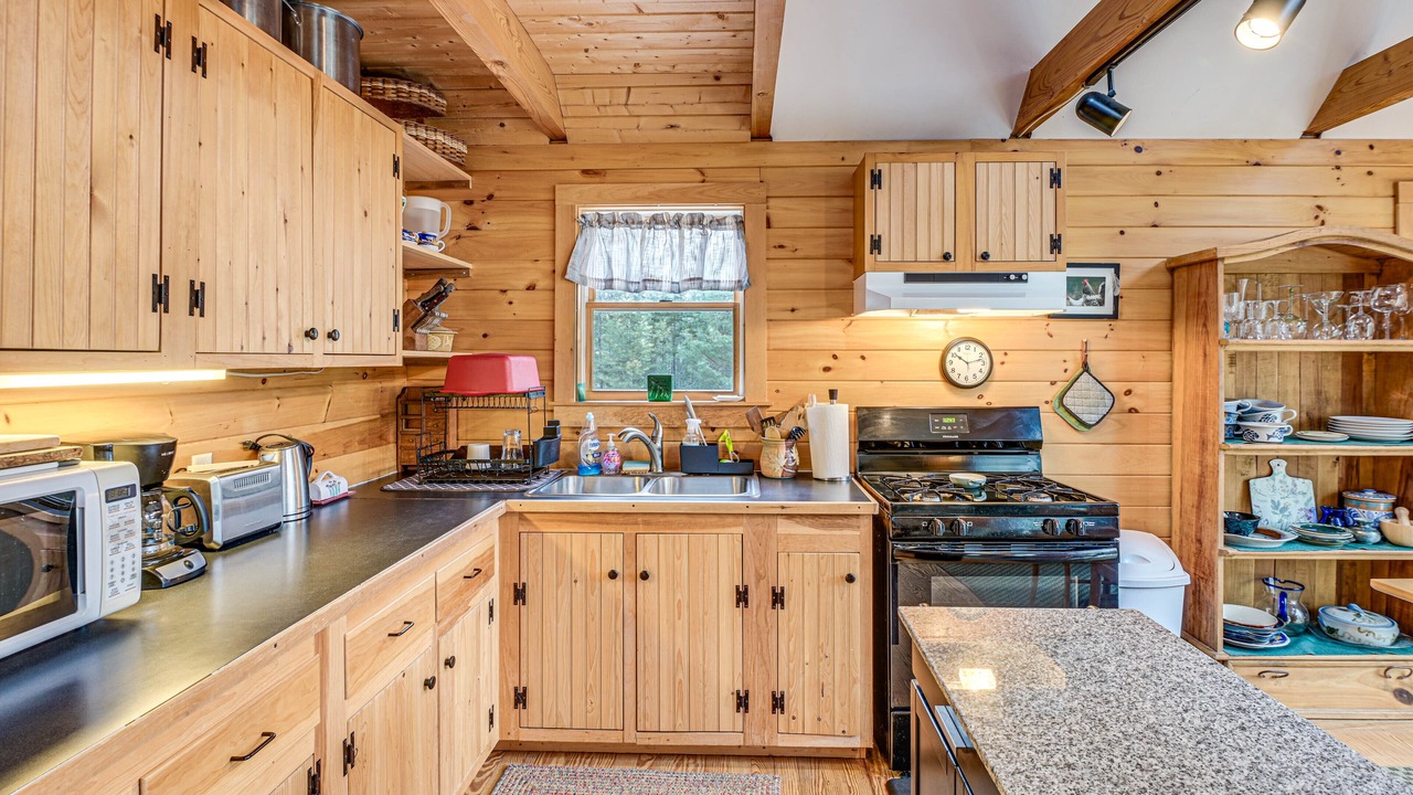 Photo of Kitchen in Lamoine