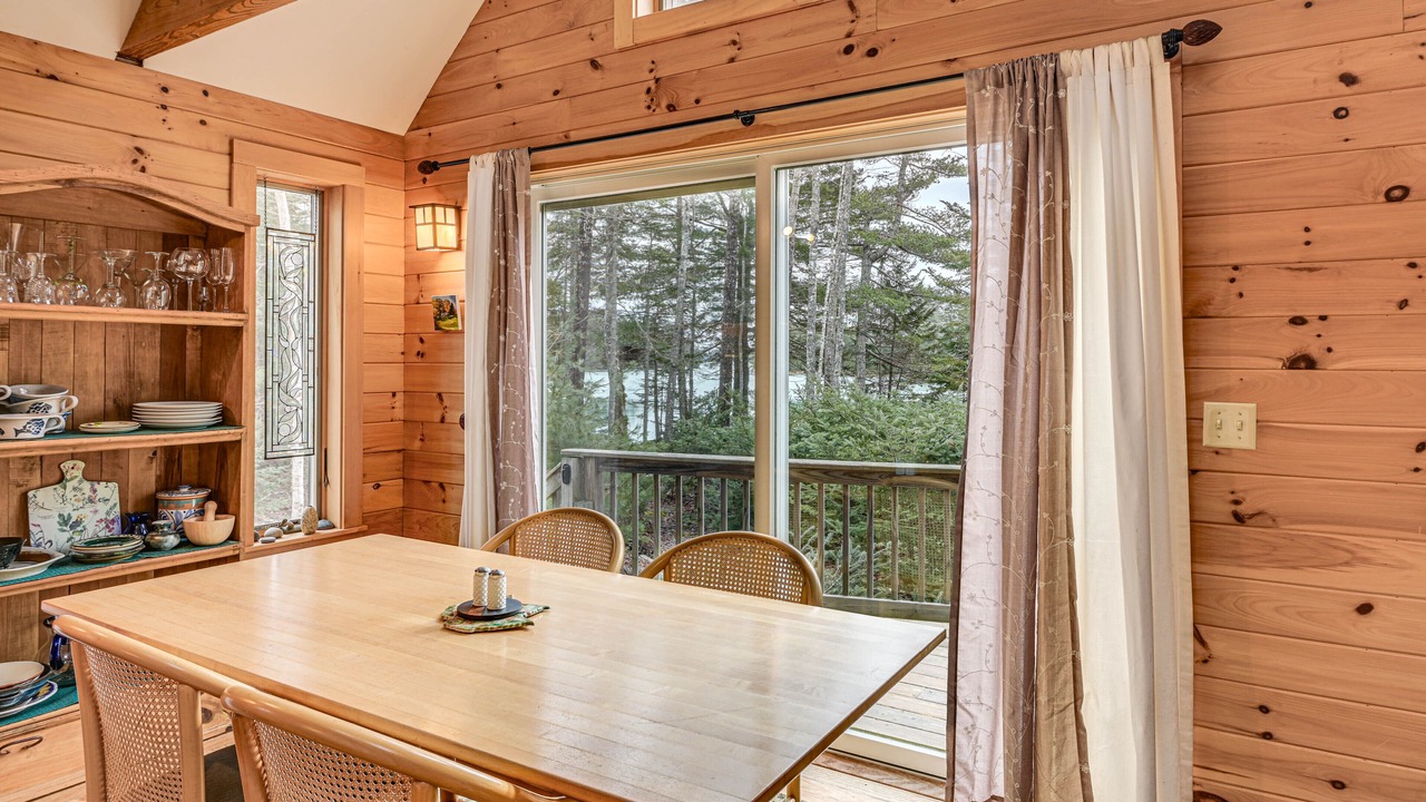 Photo of Bedroom in Lamoine