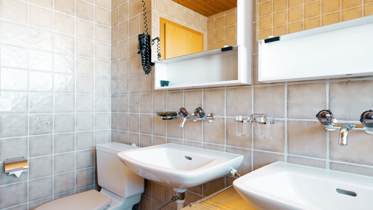 Photo of Bathroom in Mitloedi