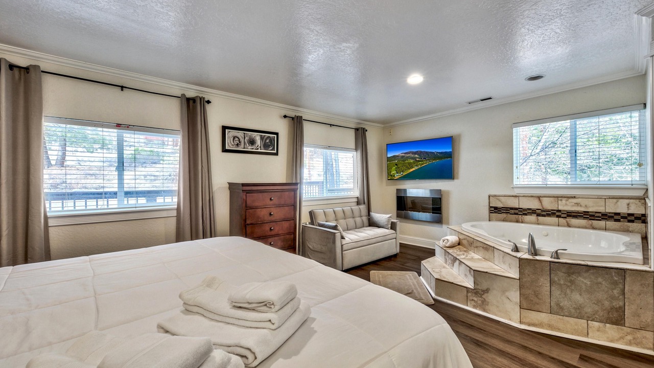 Photo of Bedroom in Round Hill Village