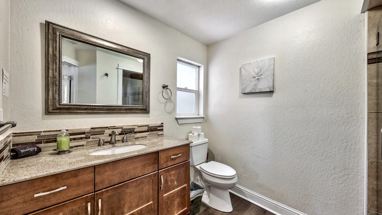 Photo of Bathroom in Round Hill Village