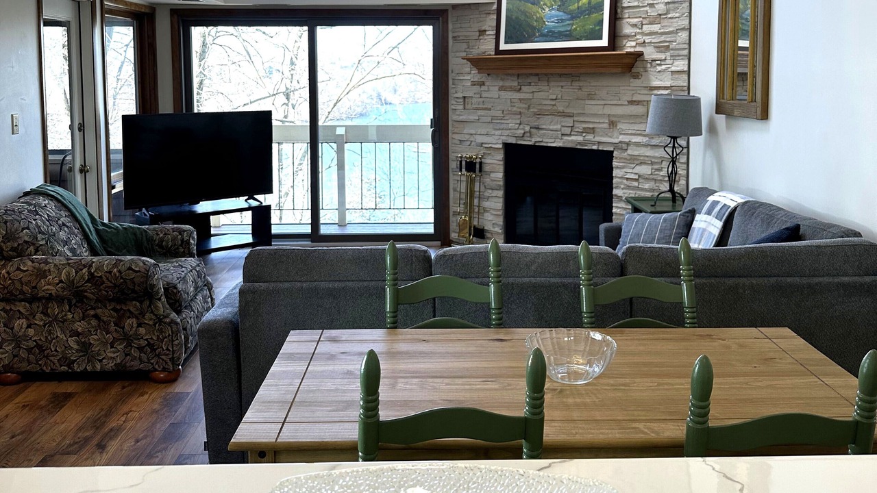 Photo of Livingroom in The Galena Territory