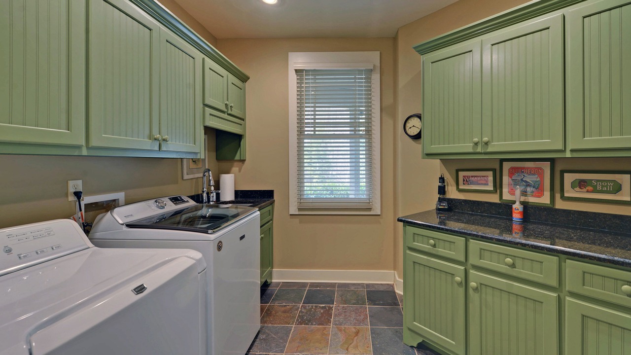 Photo of Bathroom in Toccoa