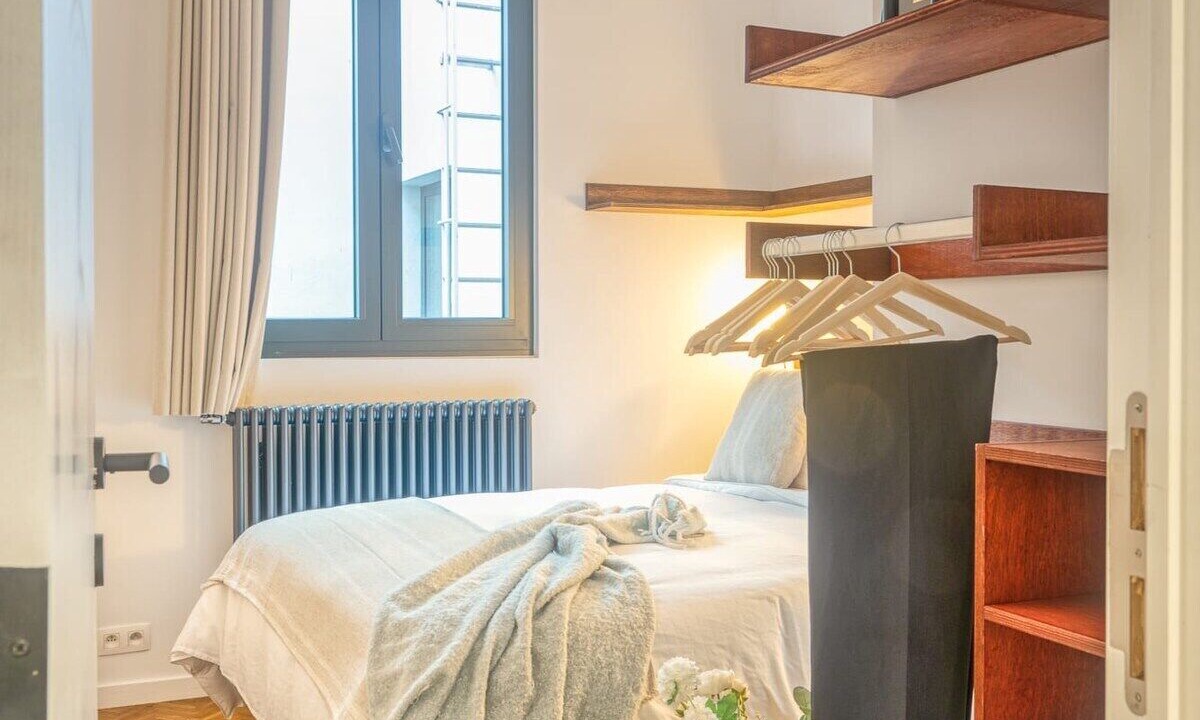 Photo of Bedroom in University District