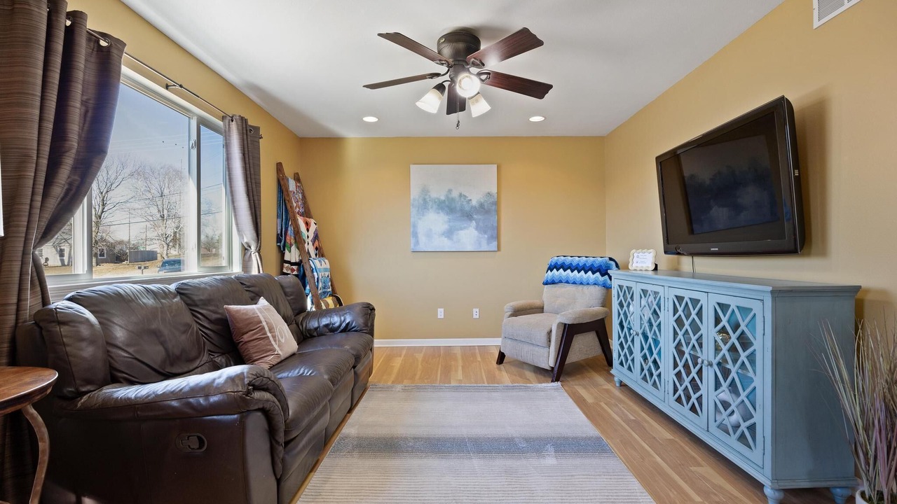 Photo of Livingroom in Southwest Area