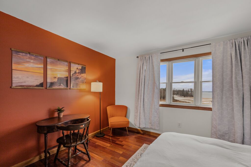 Photo of Bedroom in Lamoine