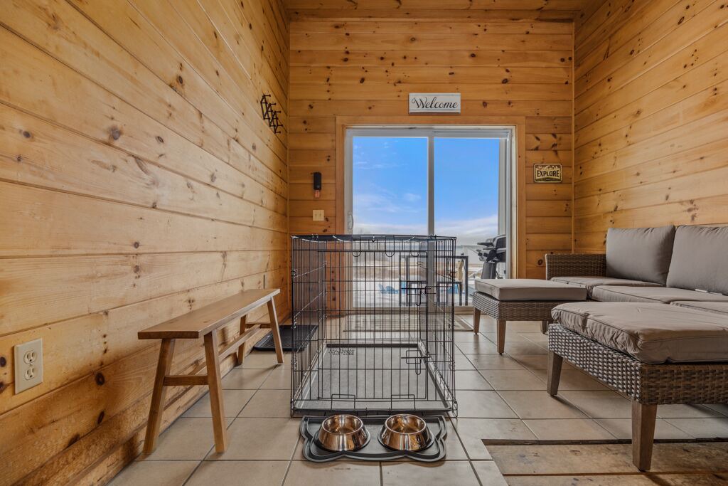 Photo of Livingroom in Lamoine