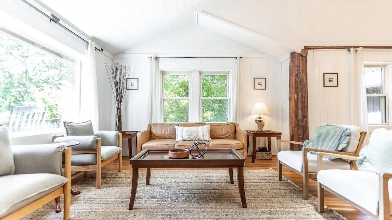 Photo of Bedroom in Woodfin