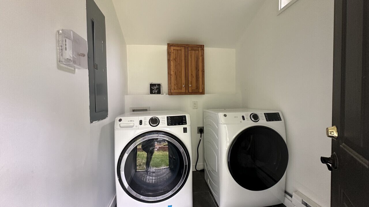 Photo of Bedroom in Woodfin